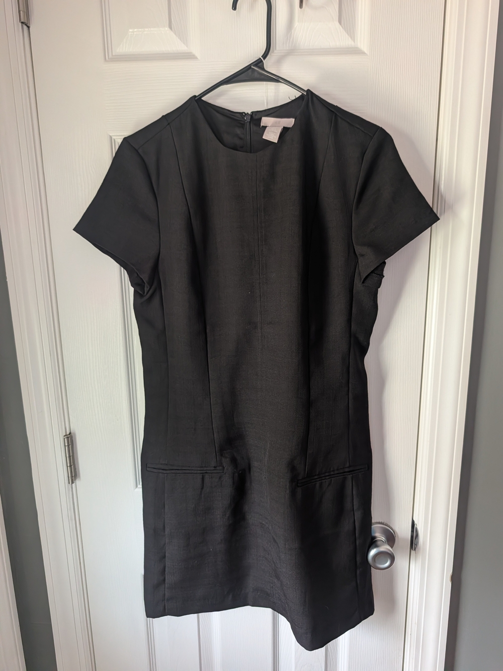 H&M Black Short Sleeve Shift Dress
